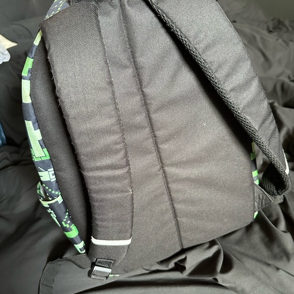 Kids minecraft backpack - Picture 2 of 3